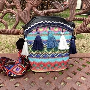 NWT SamaYe Bohemian Ethic Style Shoulder Crossbody Messenger Small Bucket Bag